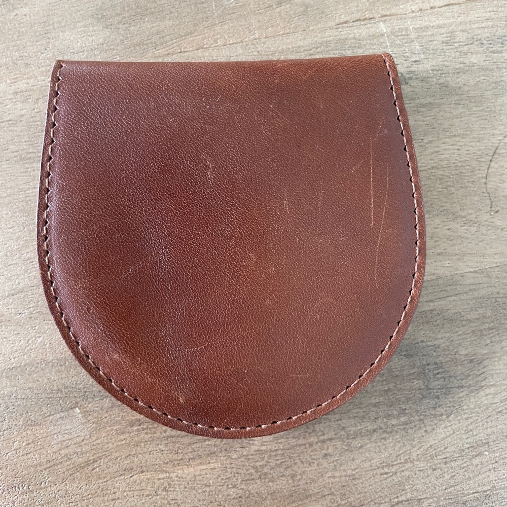 Vintage Coach International Leather Coin Case Chestnut color ๐ - Picture 2 of 10